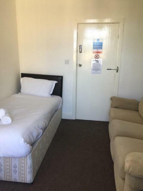 Gateway Lodge Cleckheaton Zewnętrze zdjęcie